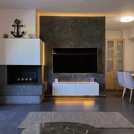 Heaven Luxury Villa Nea Roda Camera foto